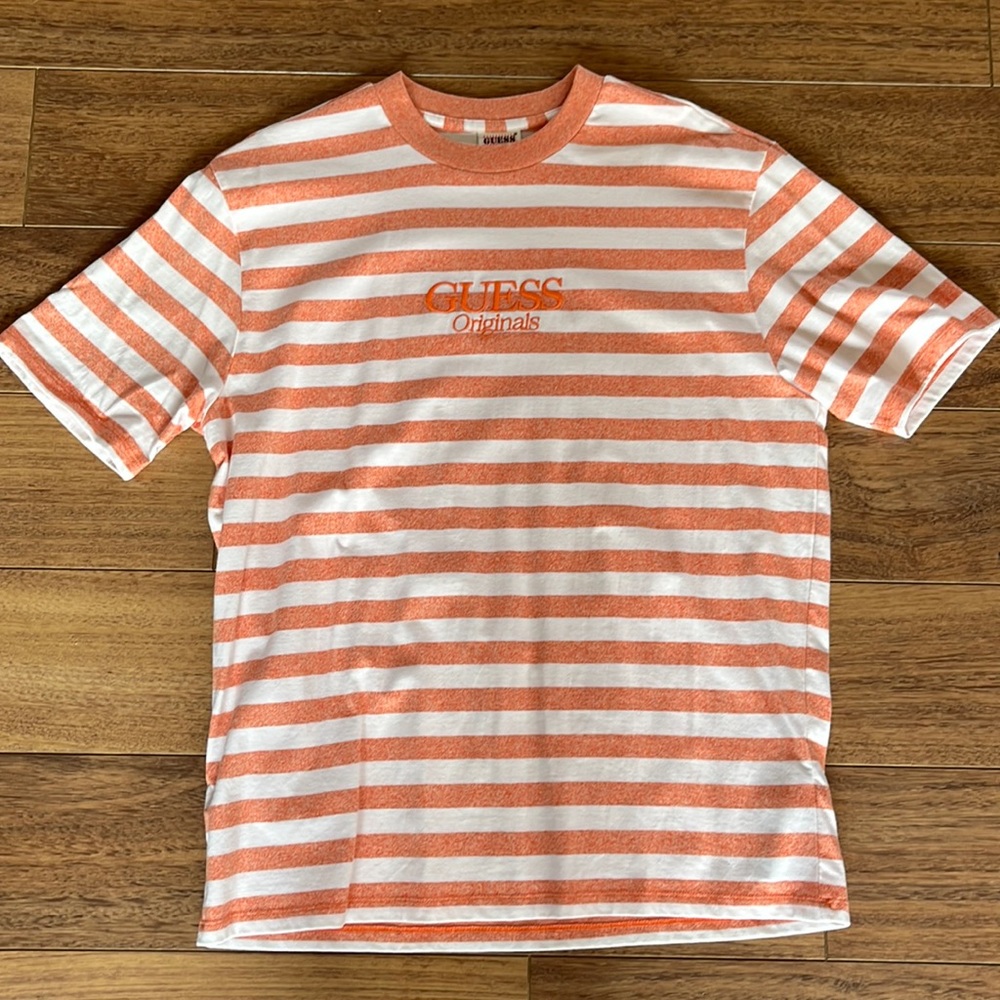 Guess T-shirt